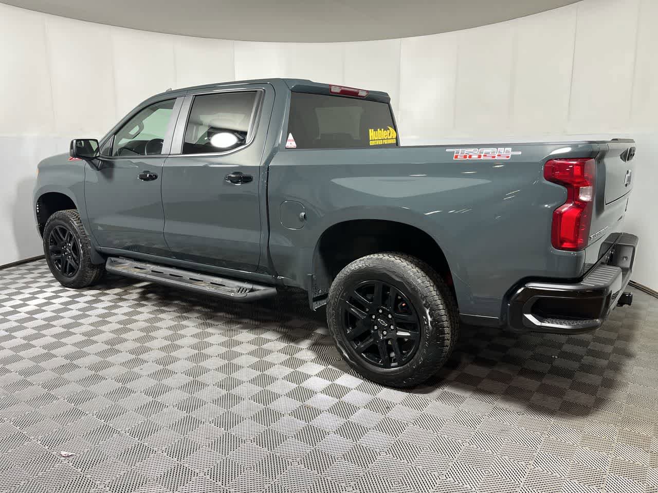 Used 2025 Chevrolet Silverado 1500 LT Trail Boss w/ Protection Package AWD/4WD image 6