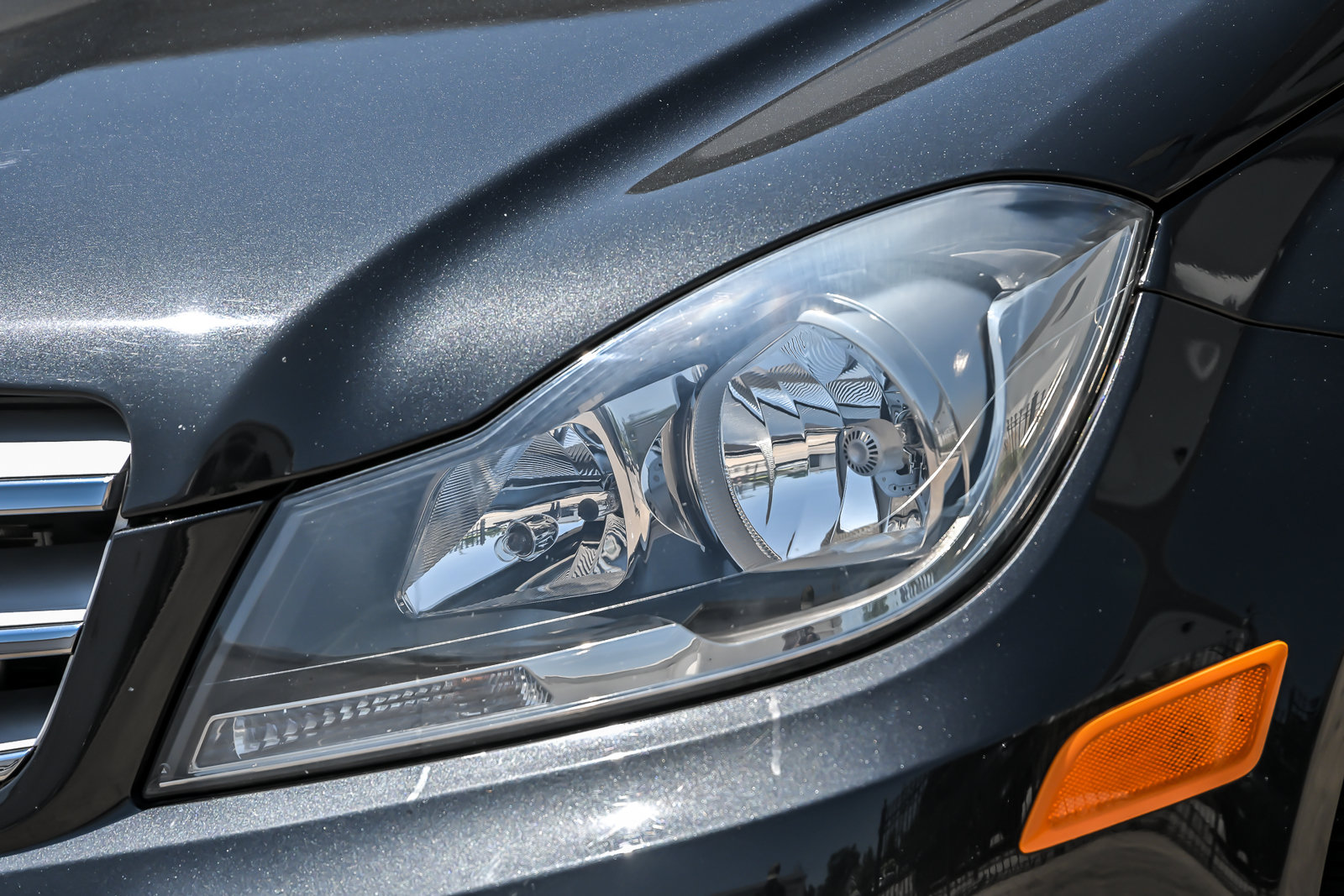 Used 2013 Mercedes-Benz C 300 4MATIC Sedan image 7