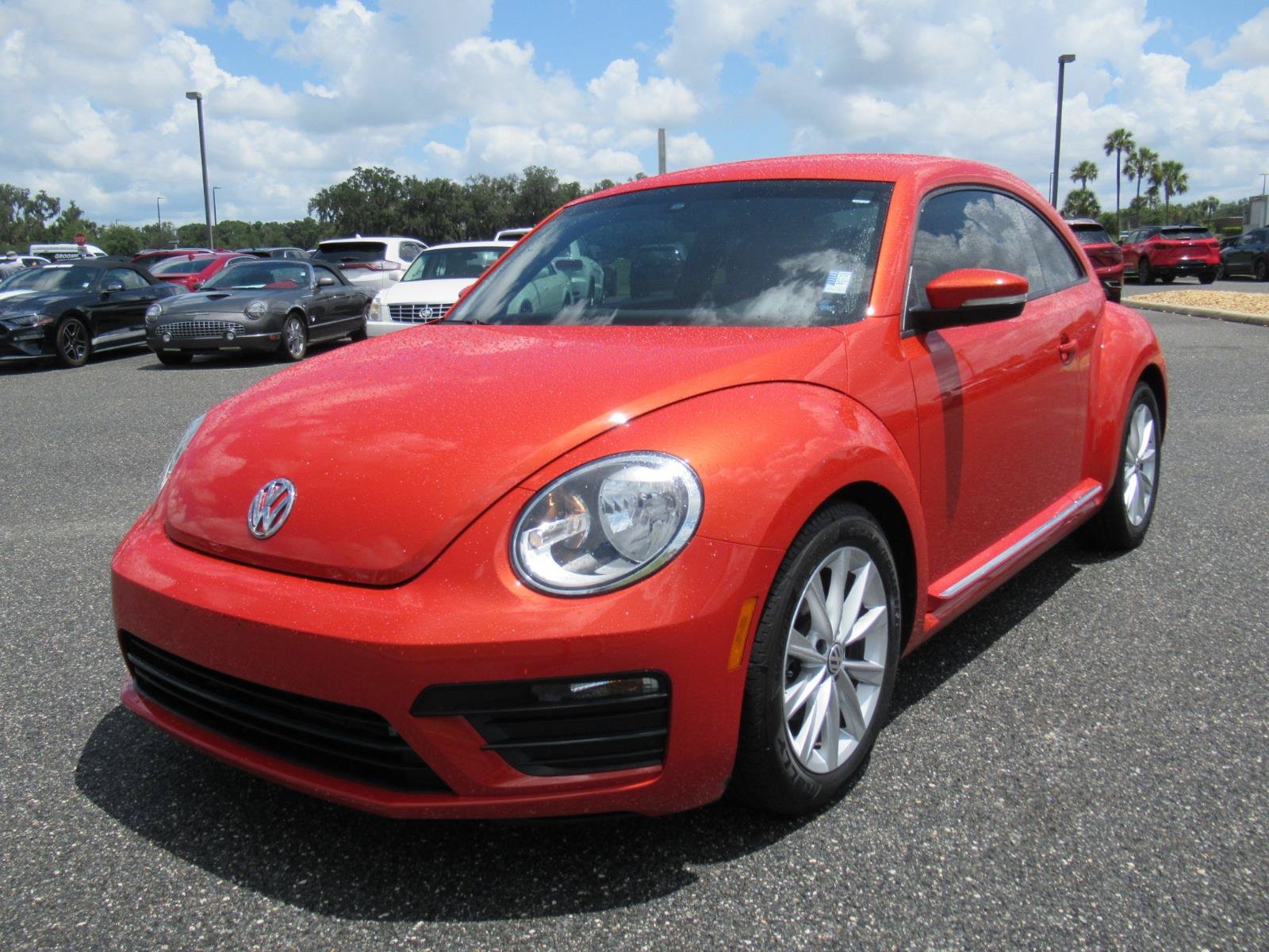 Used 2018 Volkswagen Beetle 2.0T S w/ Style & Comfort Package For S FWD image 3
