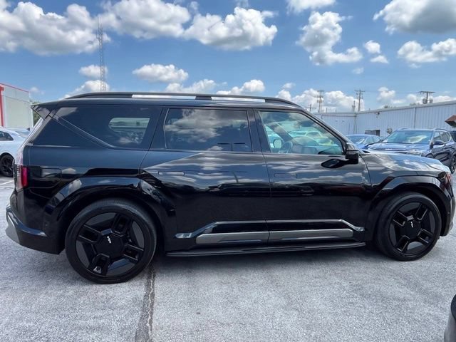 Certified 2024 Kia EV9 GT-Line AWD/4WD image 15