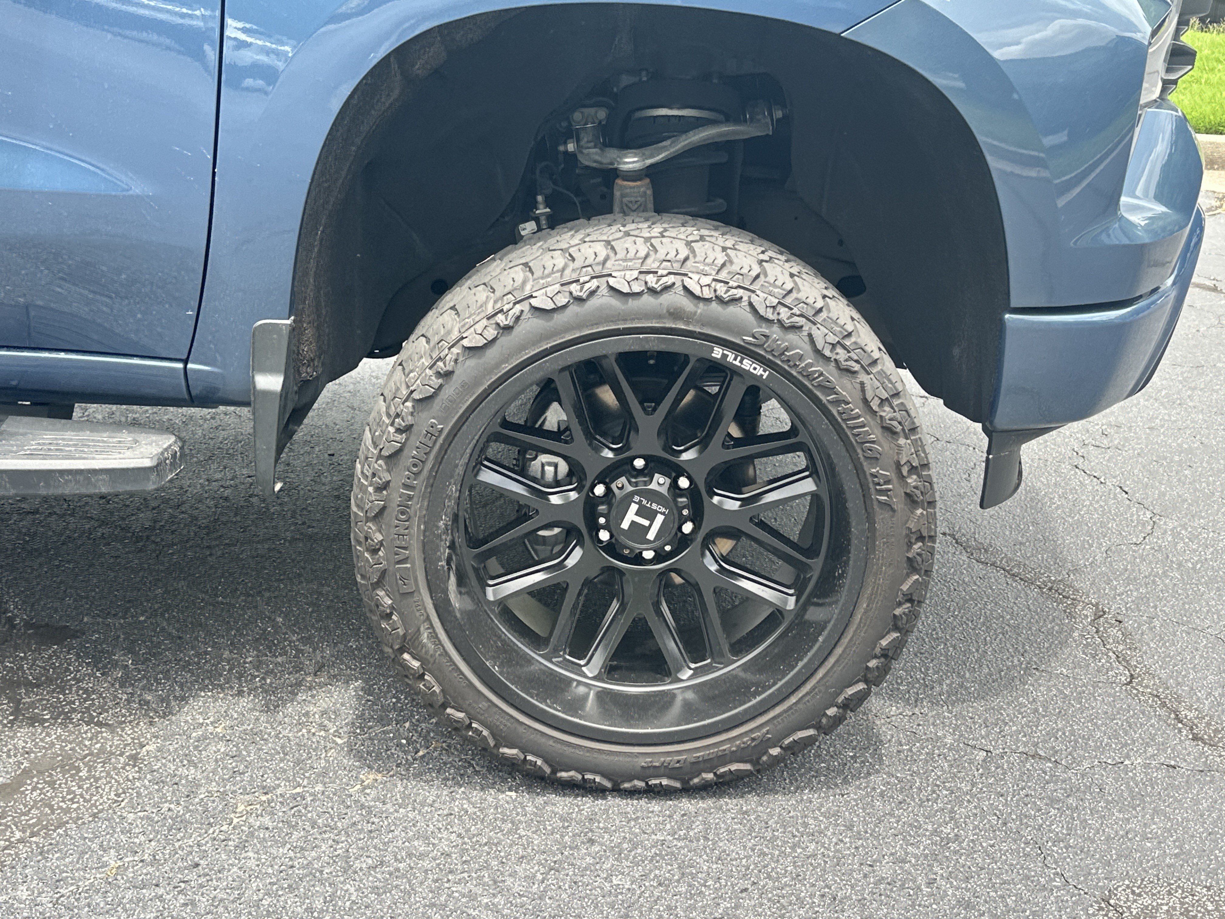 Used 2024 Chevrolet Silverado 1500 Custom RWD image 12