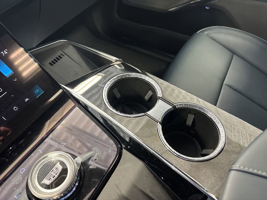 New 2025 Cadillac Escalade IQ Sport 2 w/ LPO, ONYX Package image 46