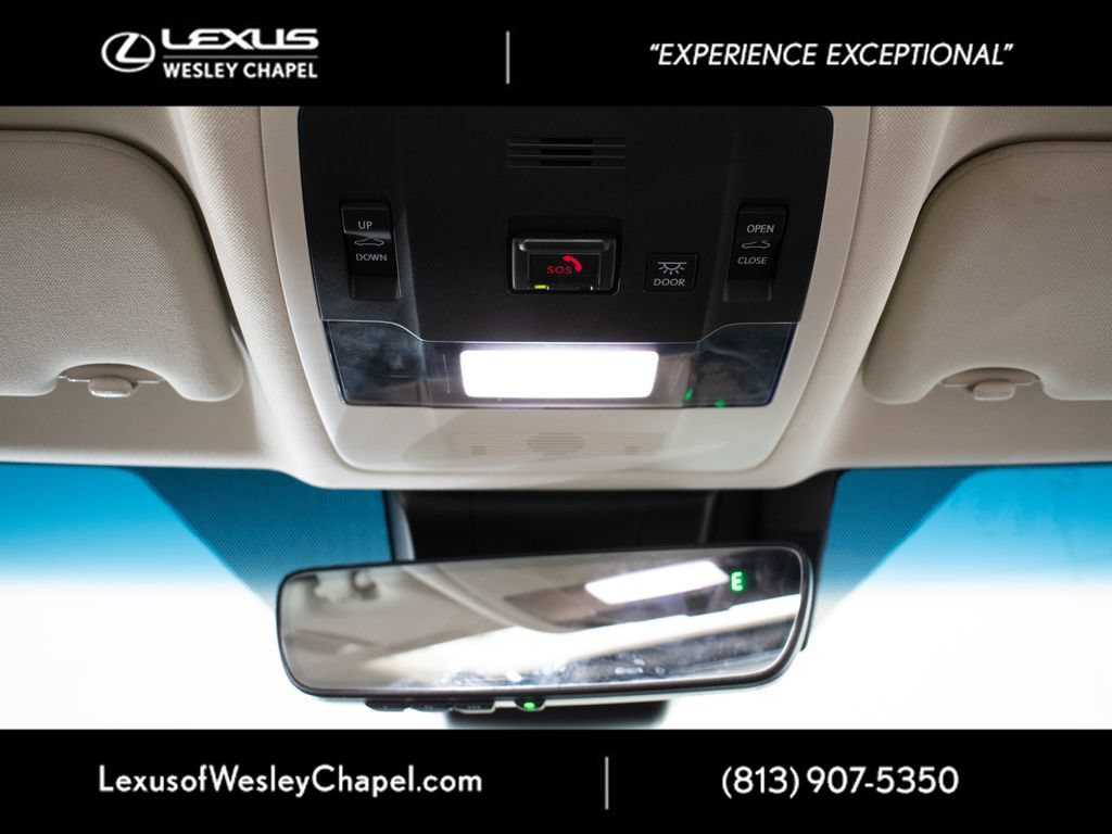 Used 2020 Lexus ES 300h w/ Premium Package FWD image 20