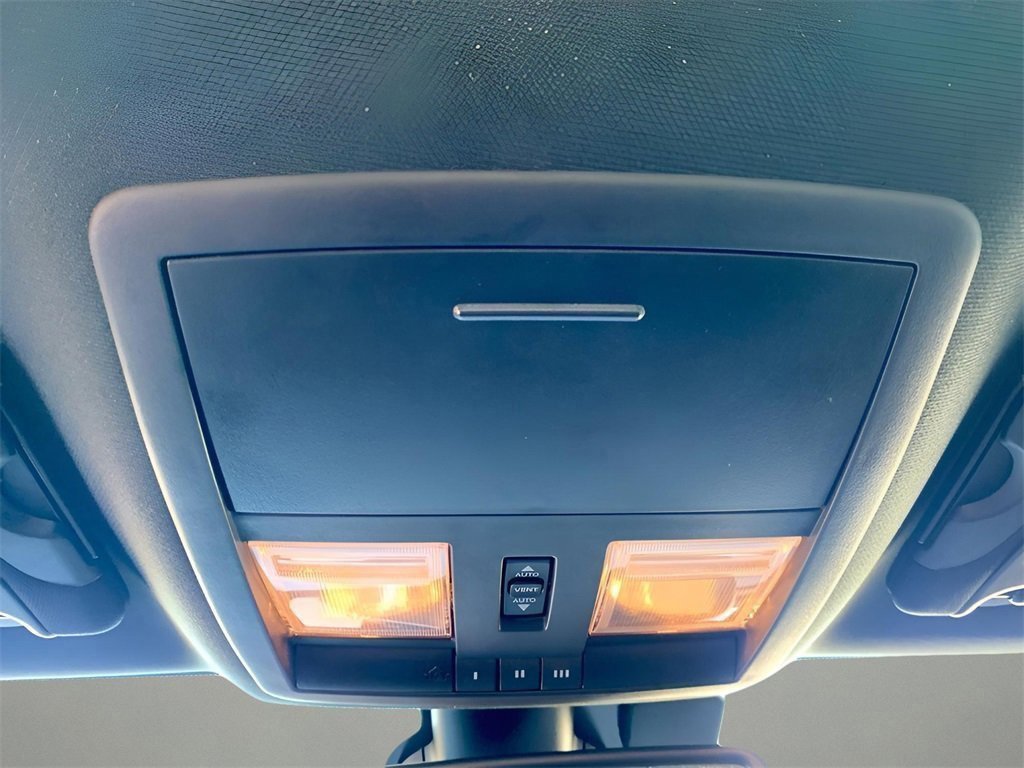 Used 2021 Dodge Challenger SRT Hellcat Redeye image 35