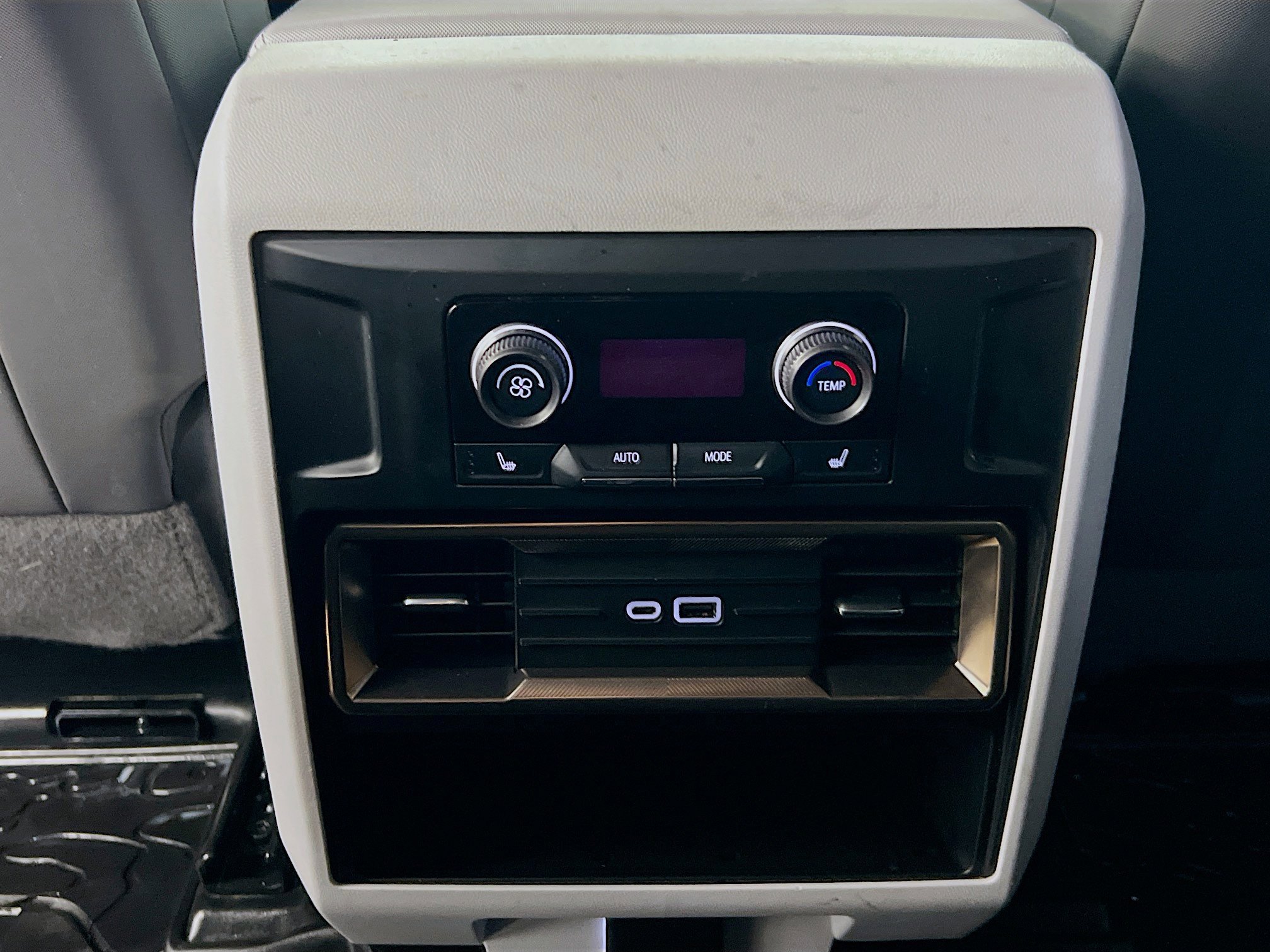 Used 2024 GMC Hummer EV 2X w/ LPO, Sport Package image 27