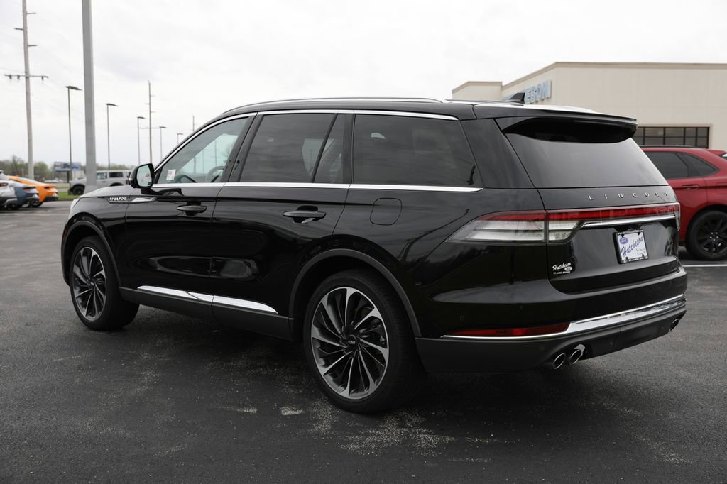 Used 2023 Lincoln Aviator Reserve w/ Equipment Group 201A image 7