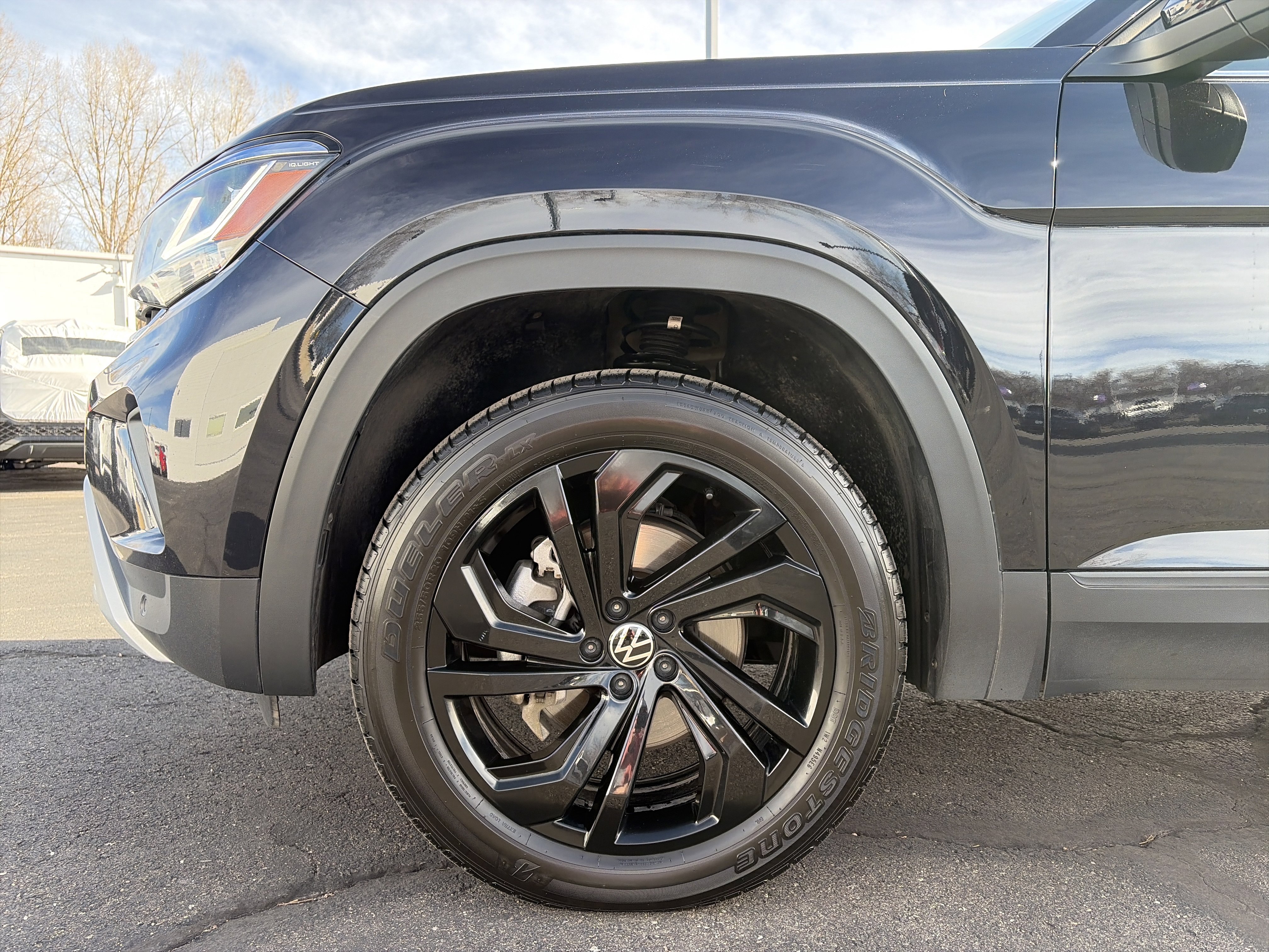 Used 2023 Volkswagen Atlas SE w/ Panoramic Sunroof Package image 10