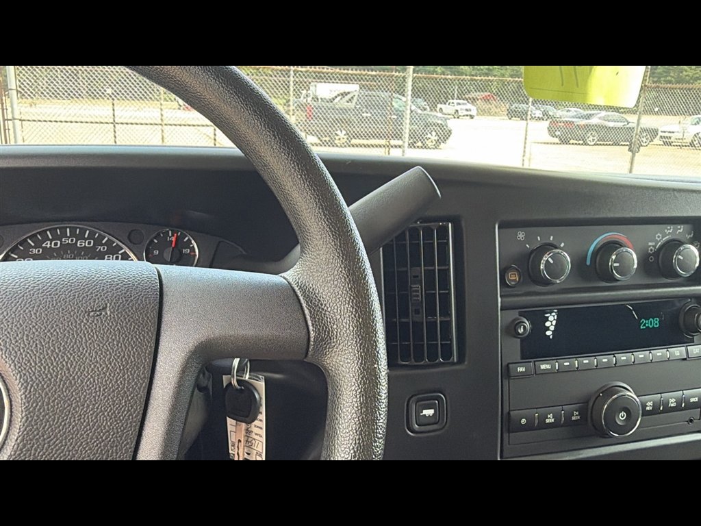 Used 2025 GMC Savana 2500 w/ Driver Convenience Package RWD image 15