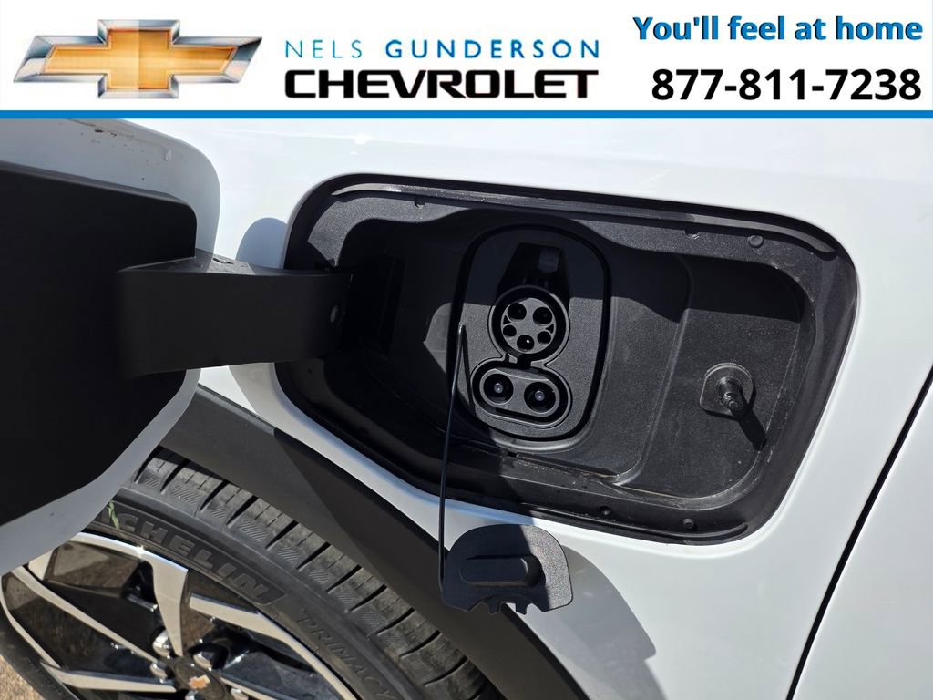 New 2026 Chevrolet Equinox EV LT w/ Comfort Package FWD image 10