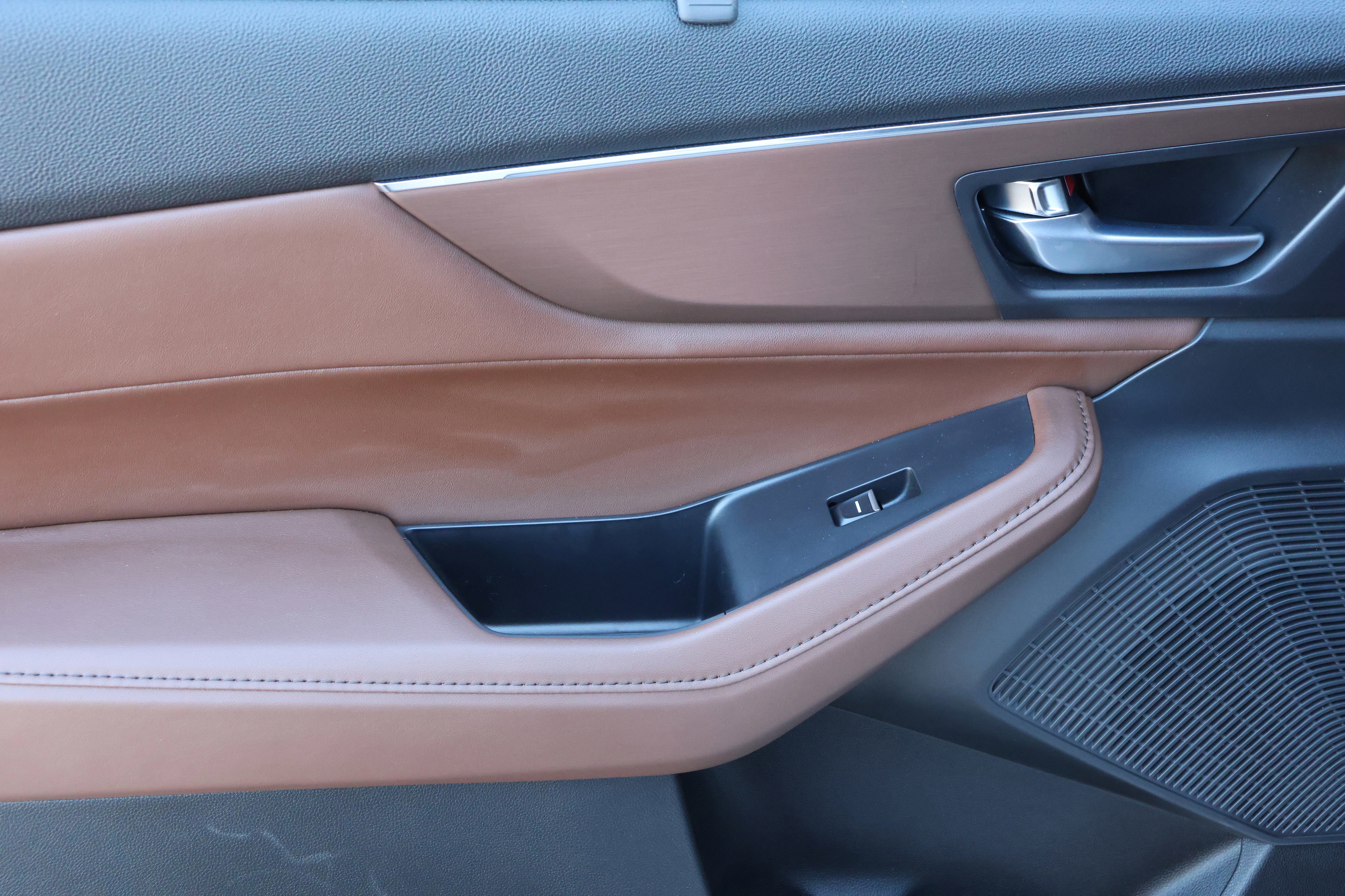 Used 2024 Acura MDX FWD w/ Technology Package image 36