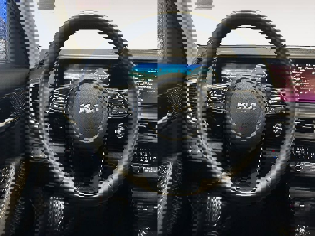 Used 2024 Kia Seltos S image 14