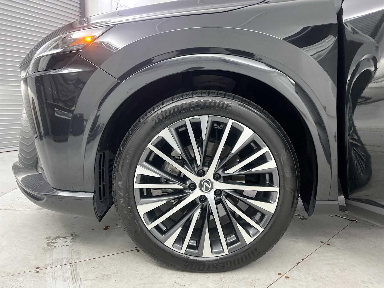 Used 2023 Lexus RX 350 AWD image 25