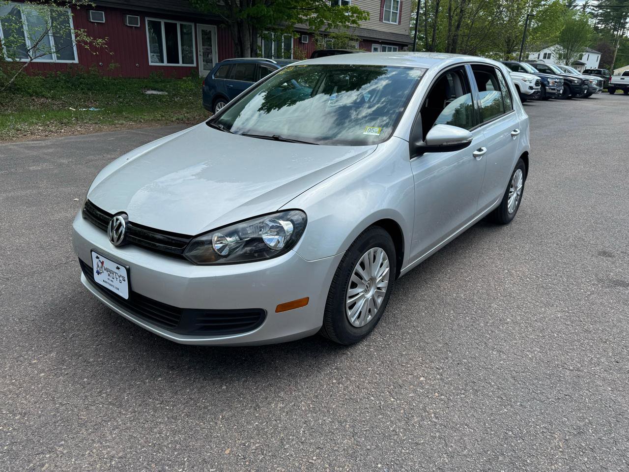 Used 2013 Volkswagen Golf 4-Door FWD image 1