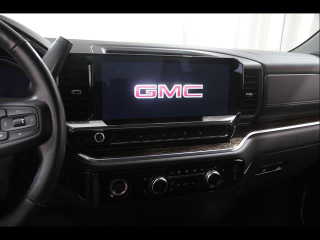 Used 2022 GMC Sierra 1500 SLE w/ X31 Off-Road Package AWD/4WD image 10