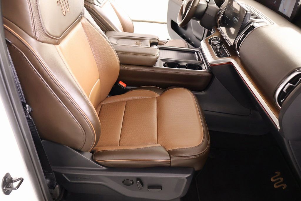 Used 2025 Ford Expedition Max King Ranch image 15