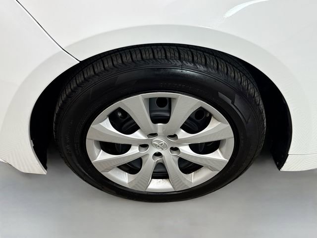 Used 2024 Toyota Corolla LE image 30