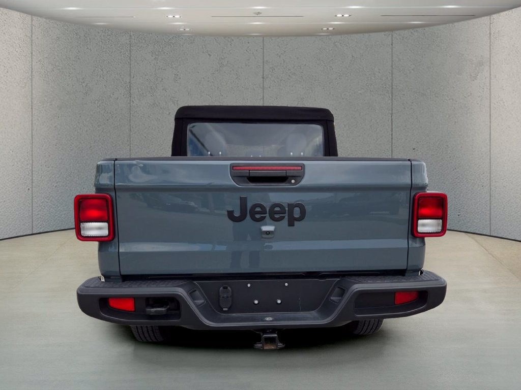 Used 2024 Jeep Gladiator Sport AWD/4WD image 6