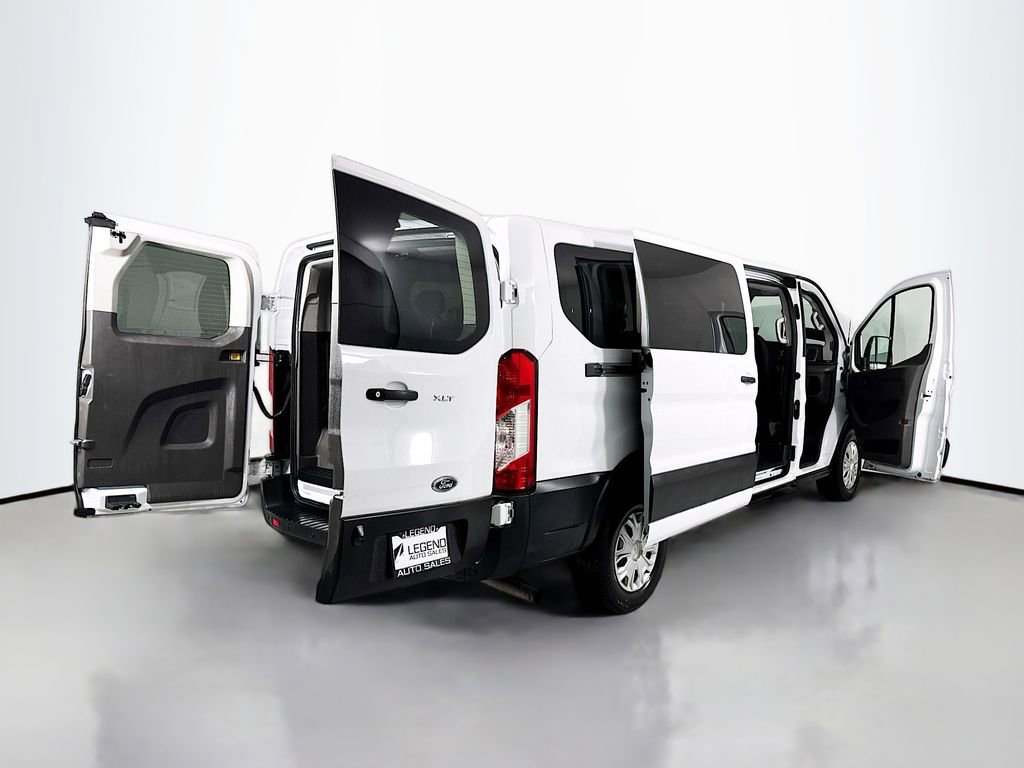Used 2023 Ford Transit 350 XLT image 21