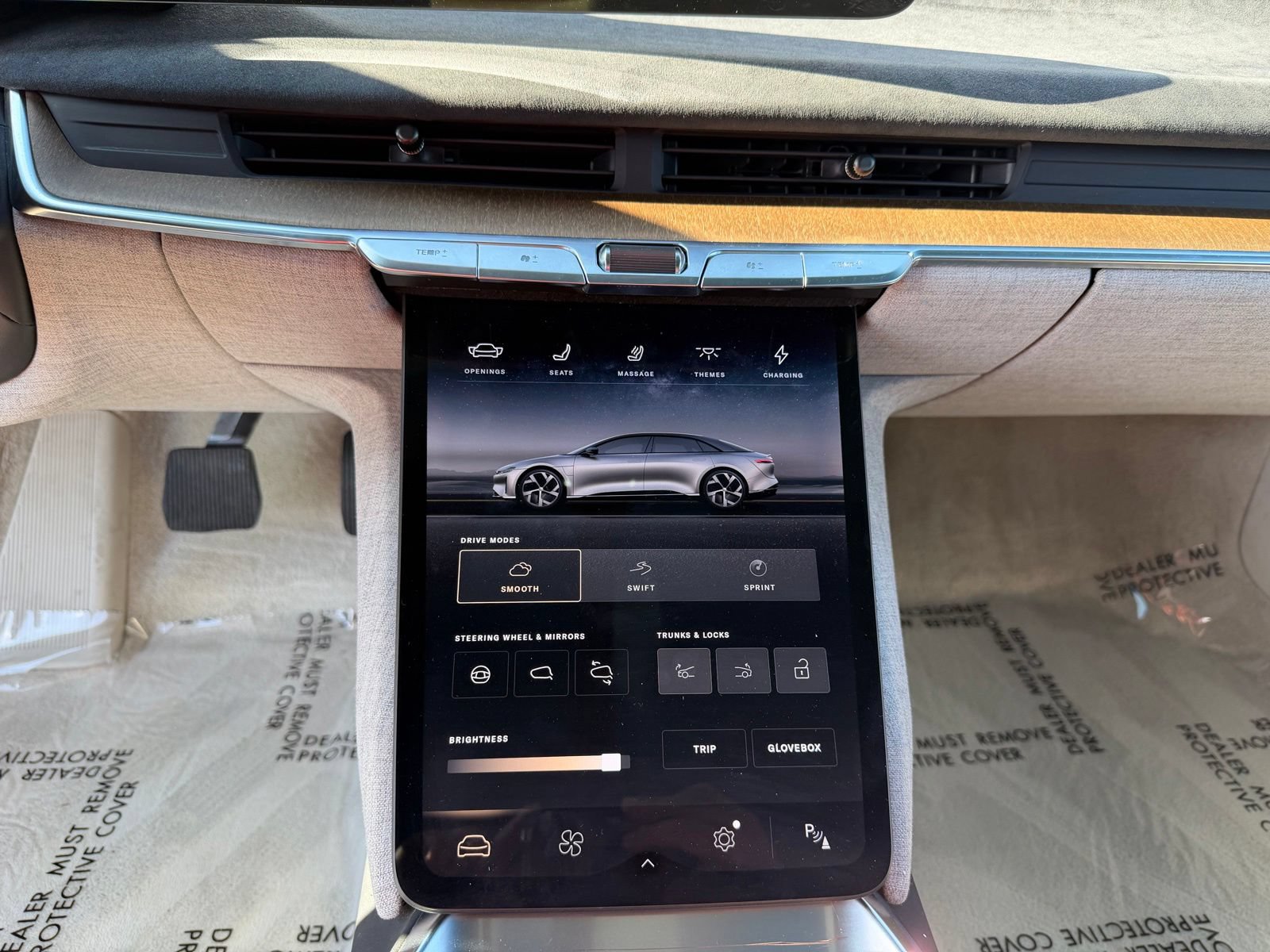 Used 2022 Lucid Air Grand Touring AWD/4WD image 15