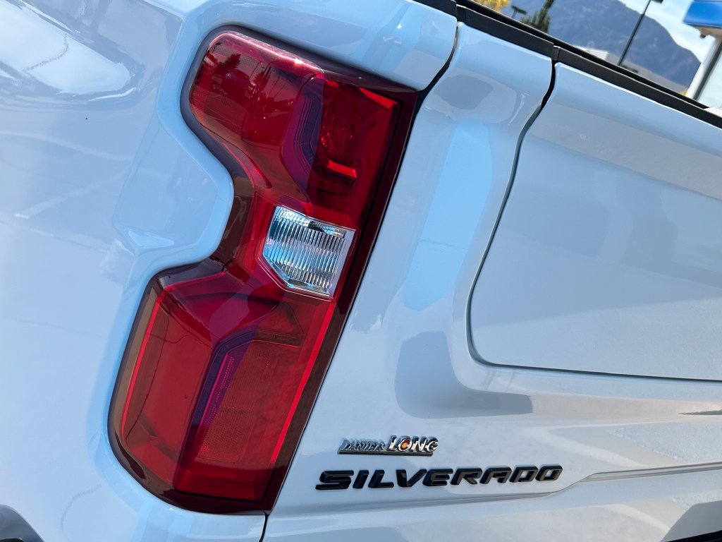 New 2026 Chevrolet Silverado 1500 ZR2 w/ LPO, Dark Essentials Package AWD/4WD image 26