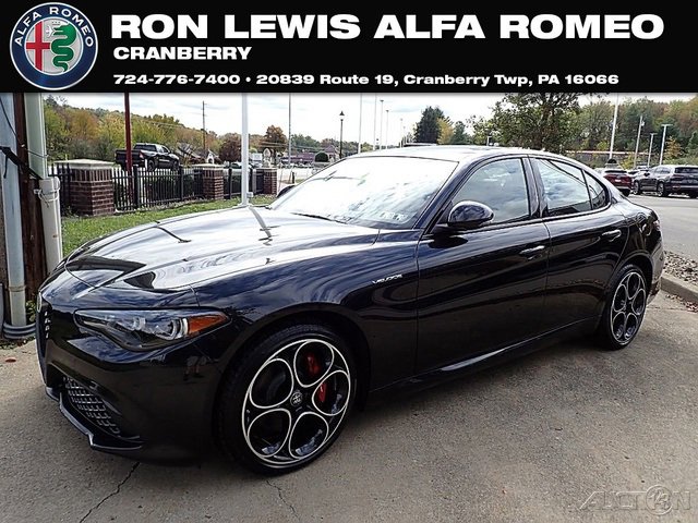 New 2025 Alfa Romeo Giulia Sprint