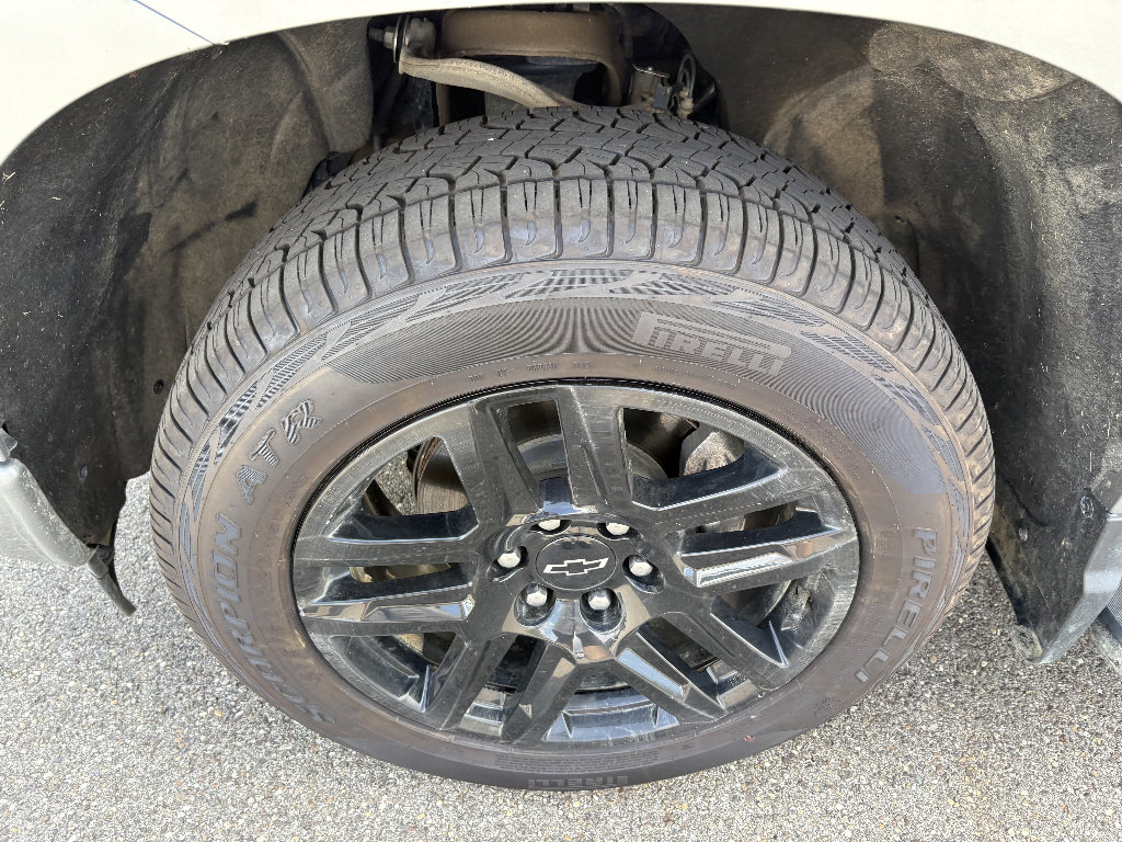 Used 2023 Chevrolet Silverado 1500 RST w/ Z71 Off-Road Package image 9