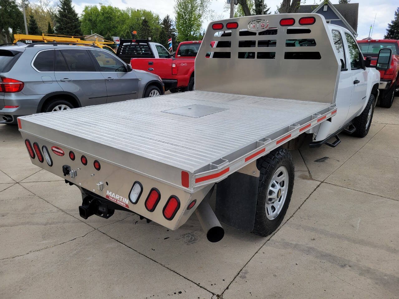 Used 2013 Chevrolet Silverado 3500 W/T AWD/4WD image 5