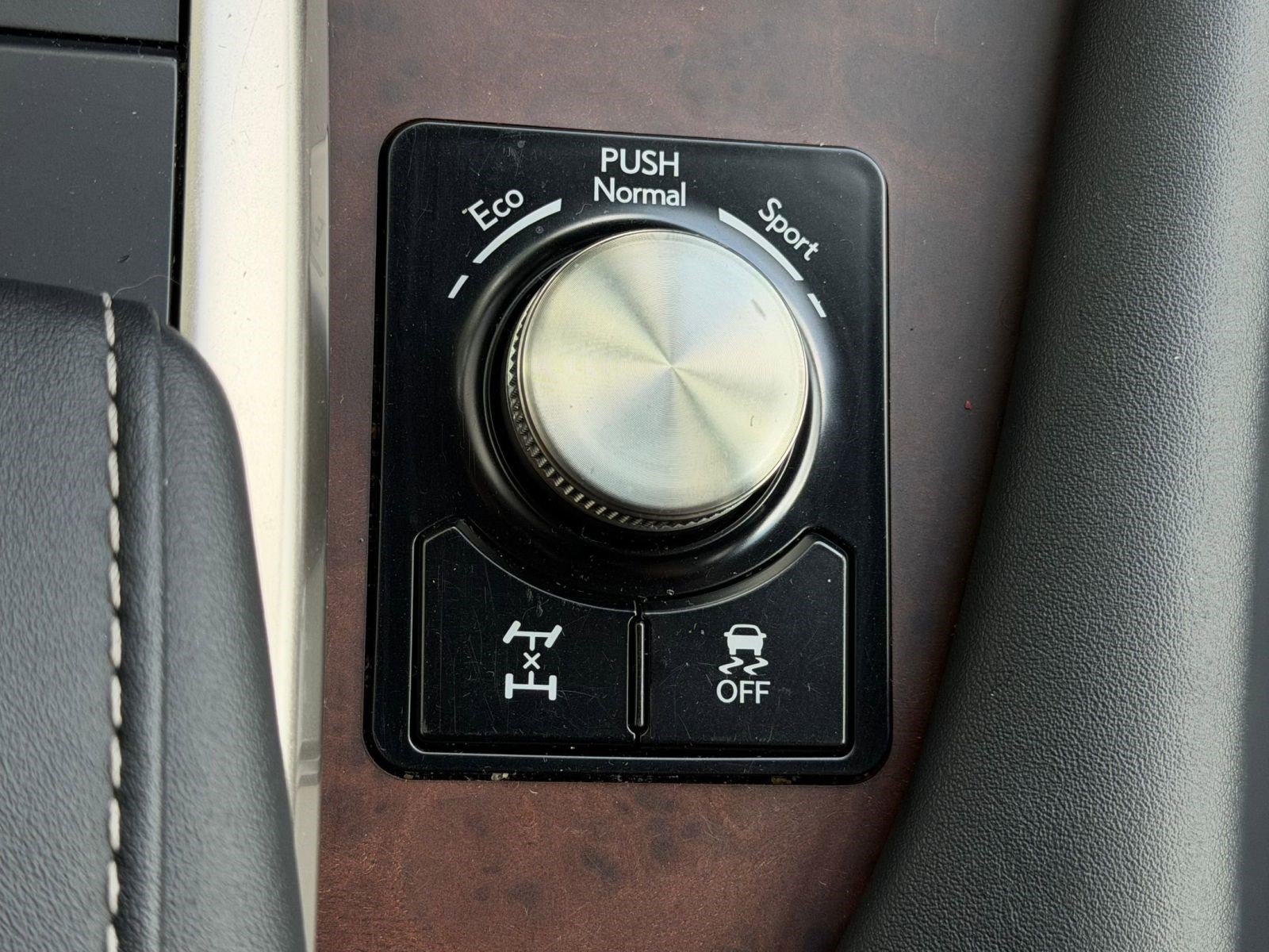 Used 2020 Lexus RX 350 AWD w/ Premium Package image 33