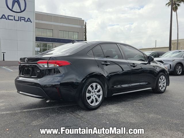 Used 2021 Toyota Corolla LE FWD image 4