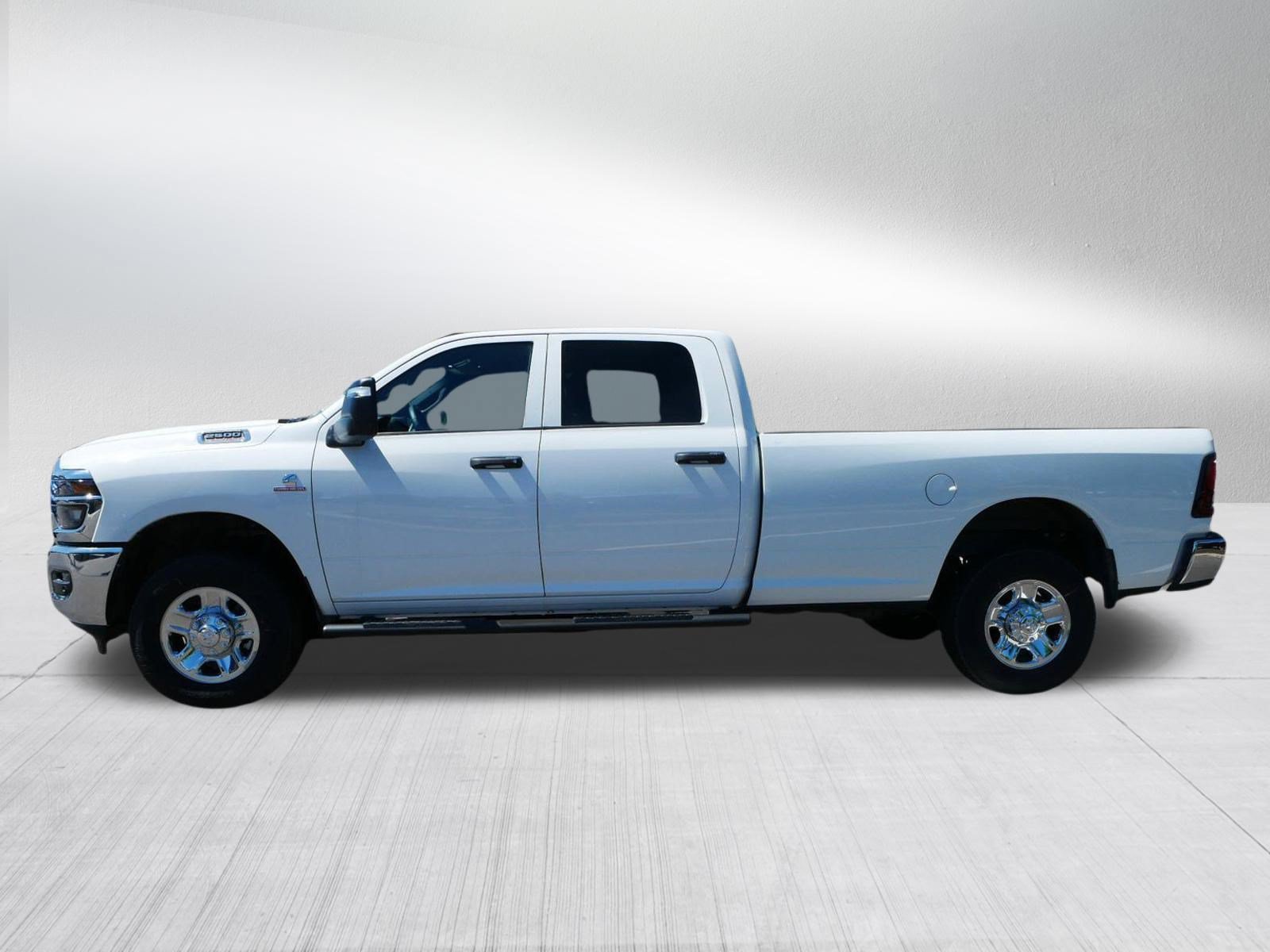 New 2025 RAM 2500 Tradesman AWD/4WD image 4