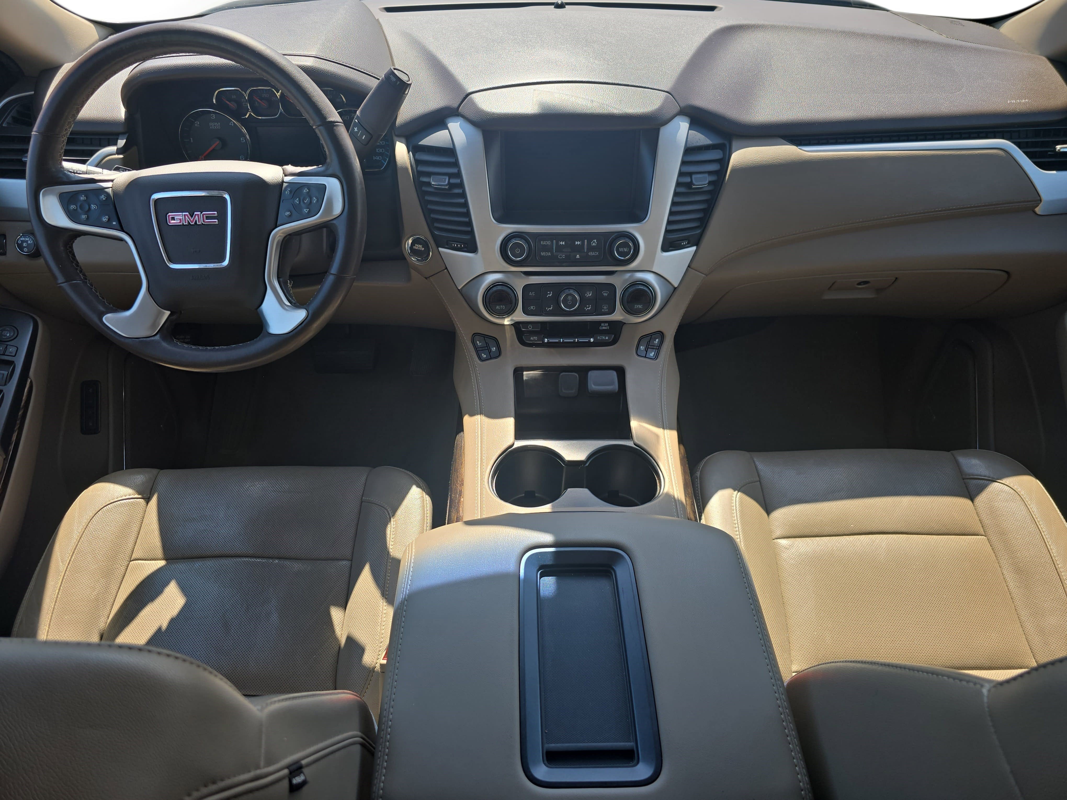 Used 2019 GMC Yukon XL SLT w/ Open Road Package image 9