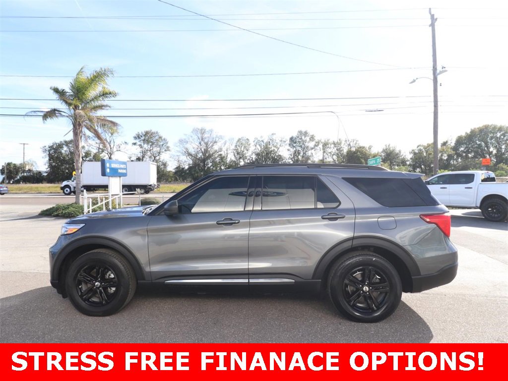 Certified 2022 Ford Explorer XLT image 5