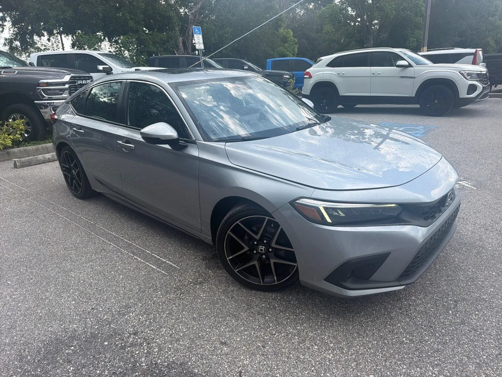 Used 2022 Honda Civic Sport Touring image 7