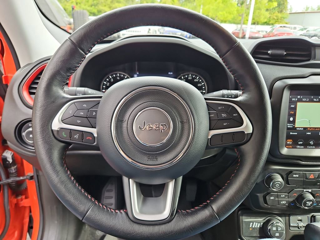 Used 2021 Jeep Renegade Trailhawk image 10