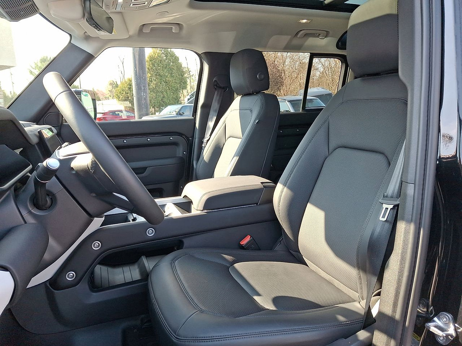 Certified 2025 Land Rover Defender 110 S image 17