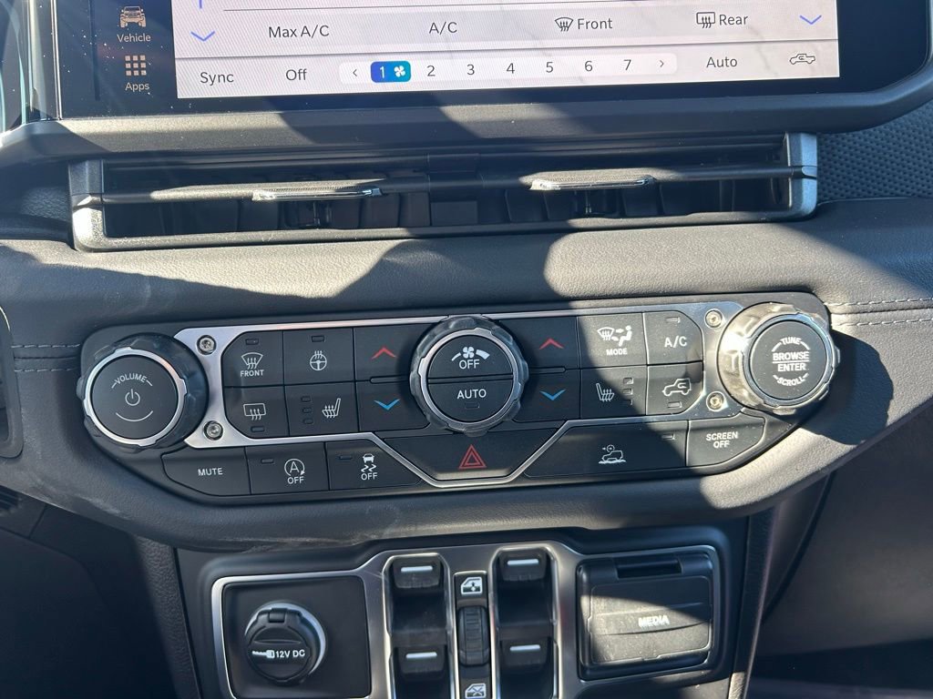 New 2026 Jeep Gladiator Rubicon w/ Steel Power Dome Hood Package image 20