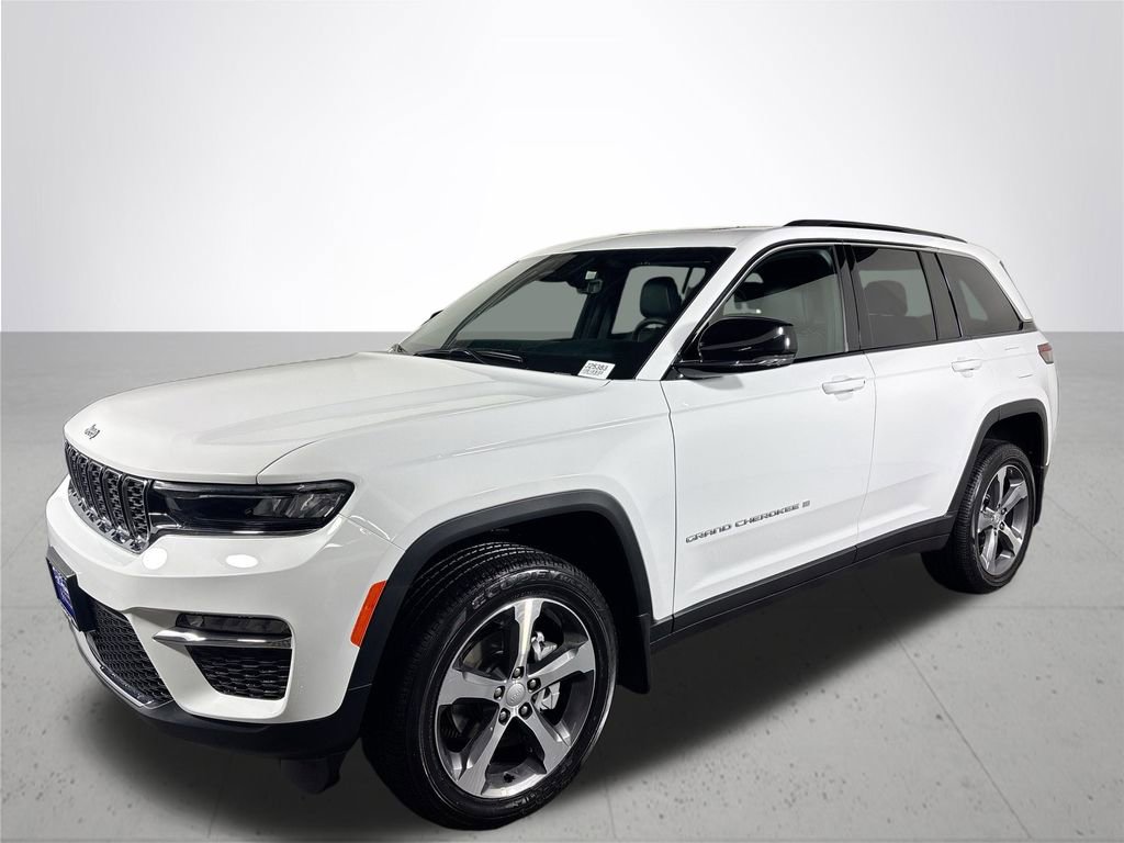 New 2025 Jeep Grand Cherokee Limited w/ MOPAR Finishing Package image 2