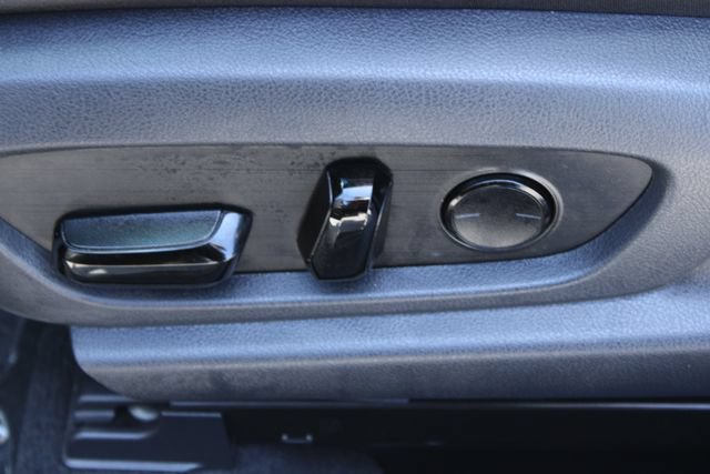 Used 2025 Lexus ES 300h w/ Premium Package FWD image 29