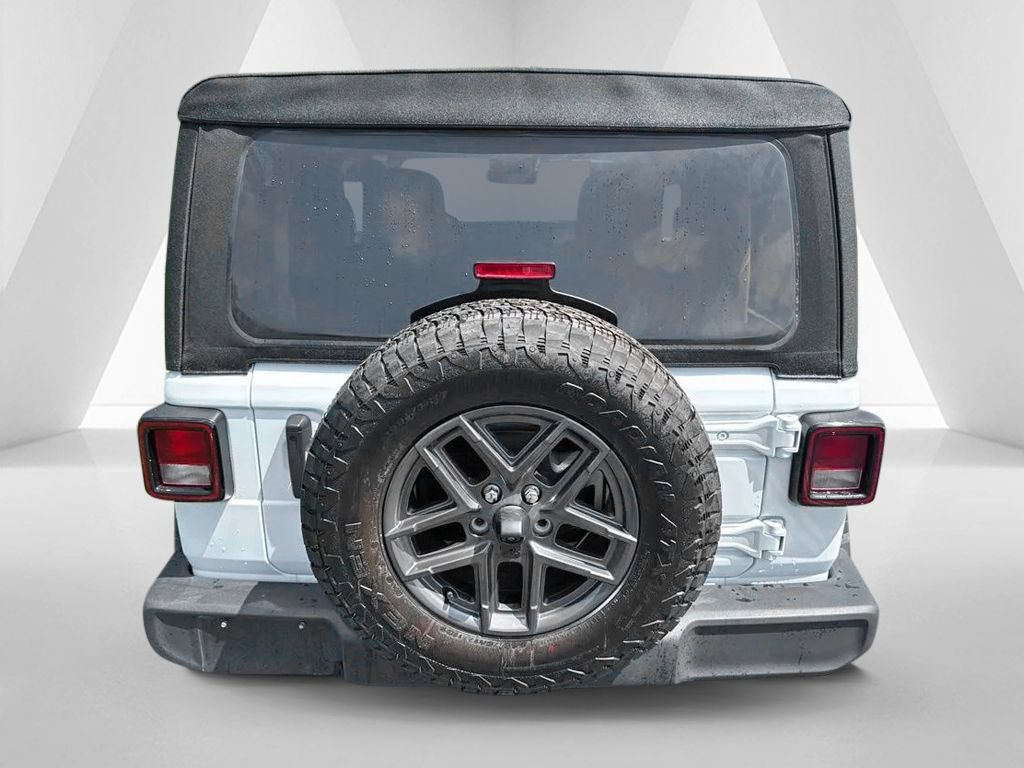 Used 2024 Jeep Wrangler Sport AWD/4WD image 6