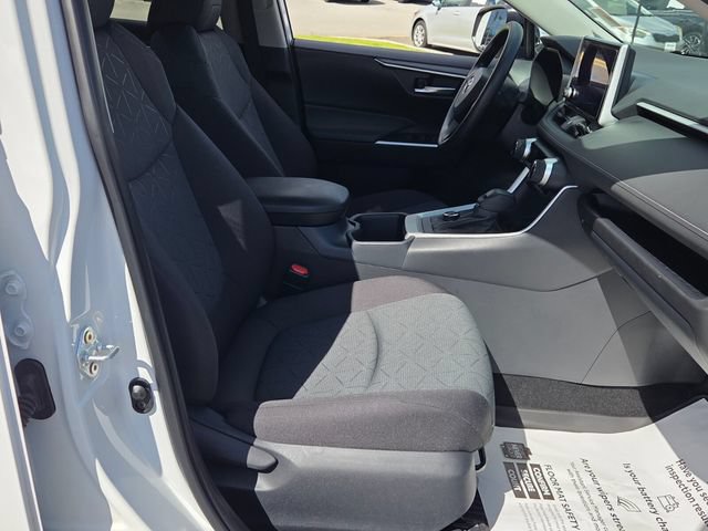 Certified 2025 Toyota RAV4 XLE w/ Convenience Package AWD/4WD image 15