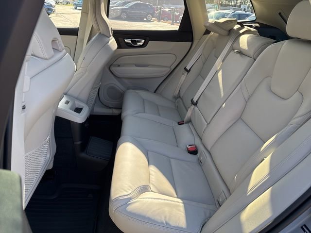 New 2026 Volvo XC60 T8 Ultra w/ Protection Package Premier image 12