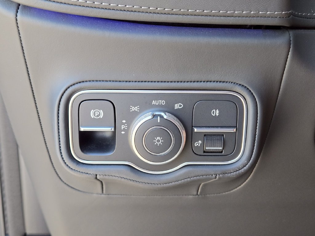 Used 2026 Mercedes-Benz G 63 AMG 4MATIC image 42
