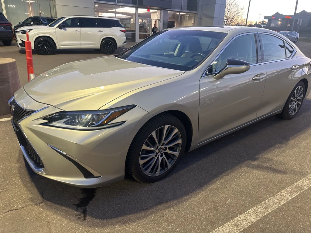 Used 2019 Lexus ES 350 image 32
