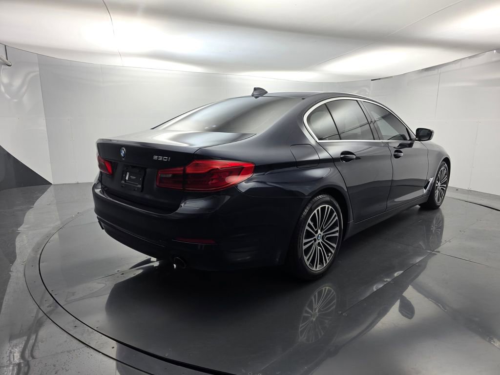 Used 2019 BMW 530i w/ Convenience Package RWD image 4