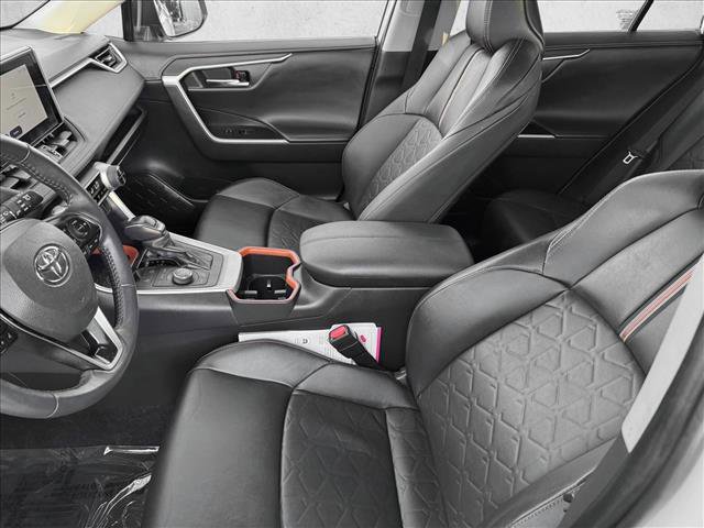 Used 2024 Toyota RAV4 Adventure image 9