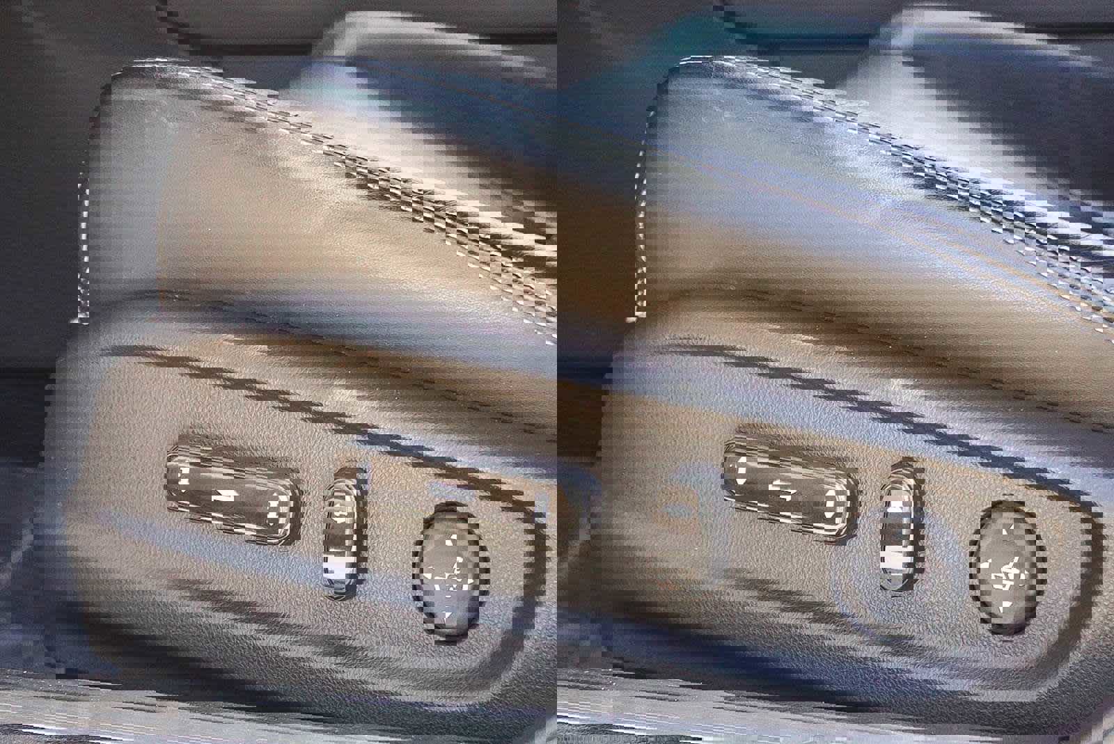 Used 2018 Acura RLX w/ Technology Package image 43