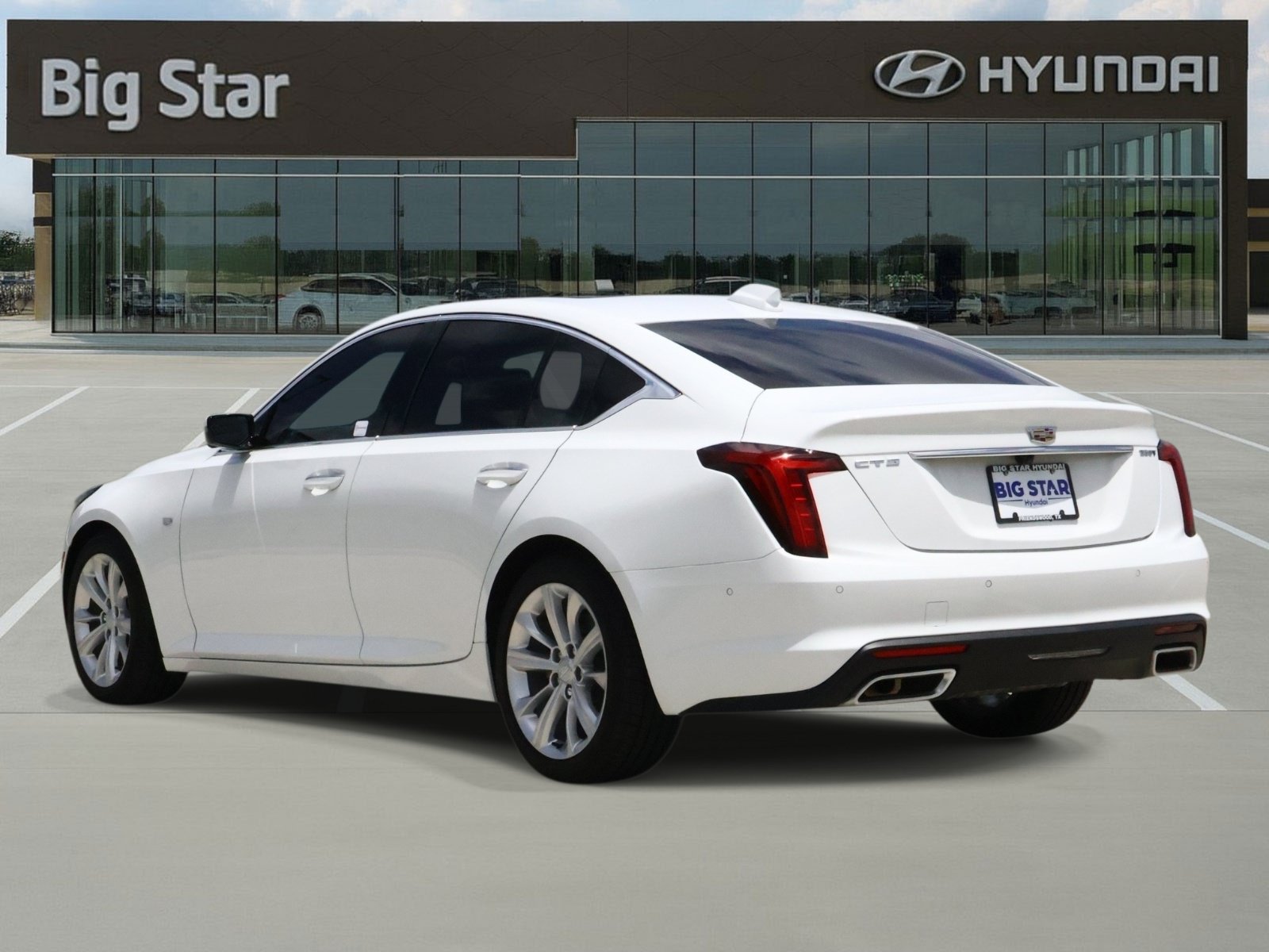 Used 2026 Cadillac CT5 Premium Luxury RWD image 3