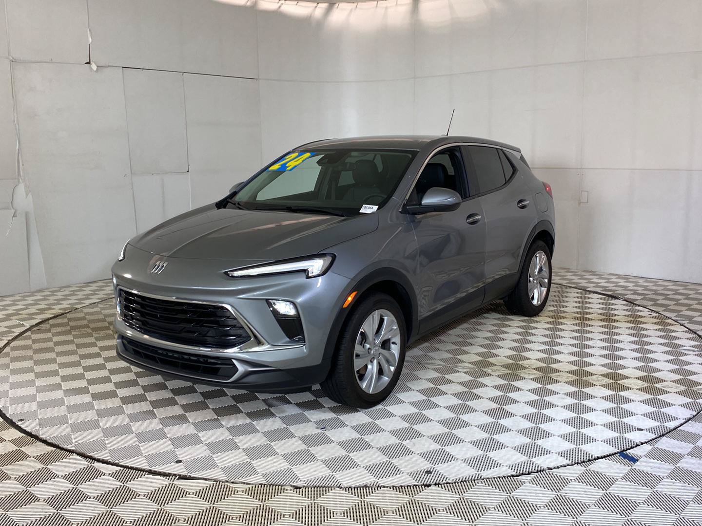 Certified 2024 Buick Encore GX Preferred FWD image 35