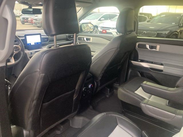 Used 2023 Ford Explorer XLT w/ Equipment Group 202A image 23