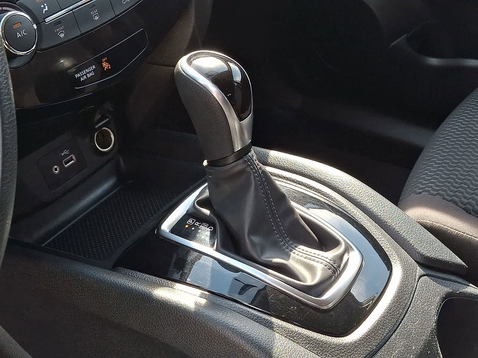Used 2019 Nissan Rogue Sport S AWD/4WD image 14
